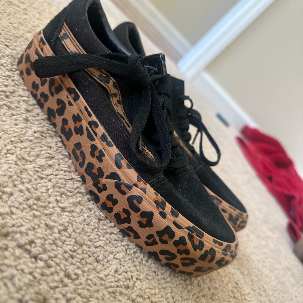 BASICALLY NEW VANS